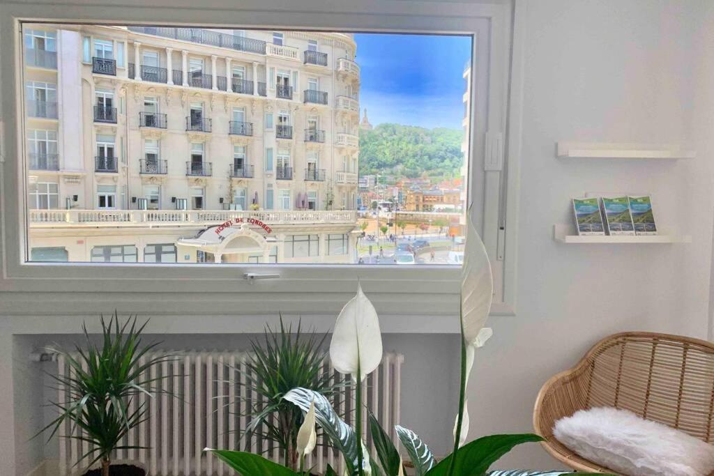 סן סבסטיאן New Gorgeous Central Apartment - Beachfront - 3 Bd מראה חיצוני תמונה